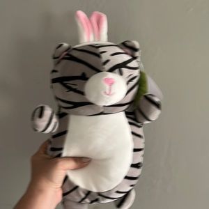 Easter hug me Squishmallow